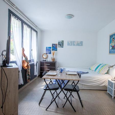Les Congres Apartment Роаян Екстериор снимка