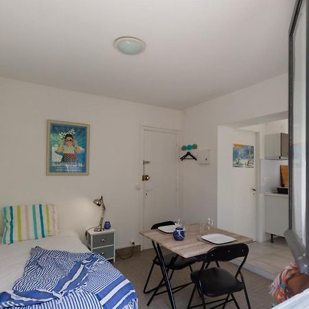Les Congres Apartment Роаян Екстериор снимка